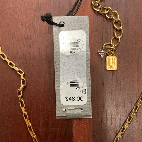 NWT Robert Lee Morris gold tone hammered circle pendant necklace - Picture 4 of 10